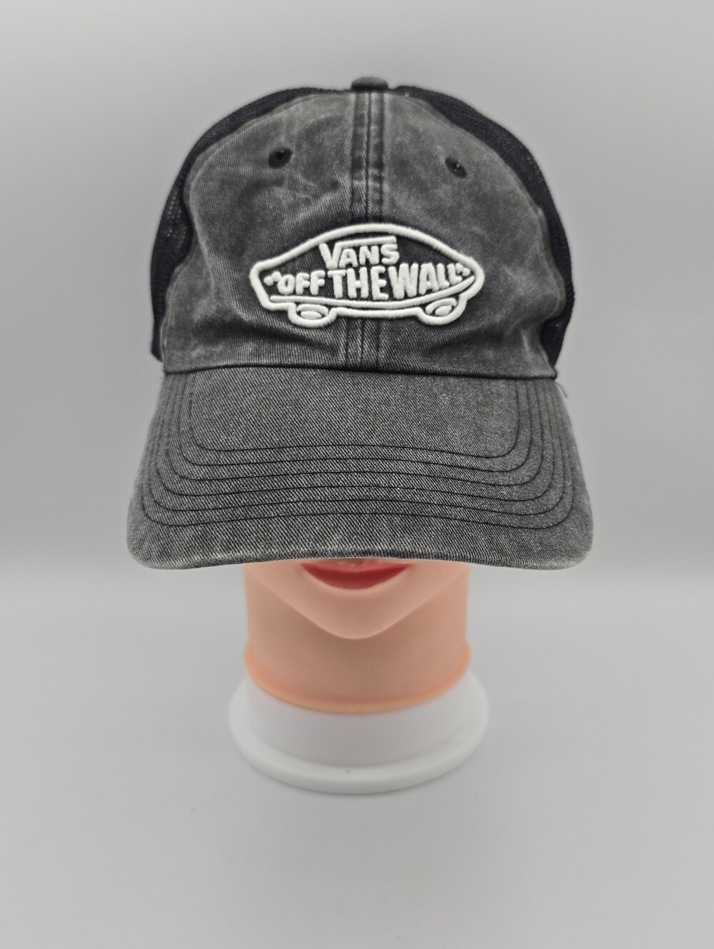 VANS Off The Wall Gray/Black Adjustable Strapback Mesh Trucker Hat